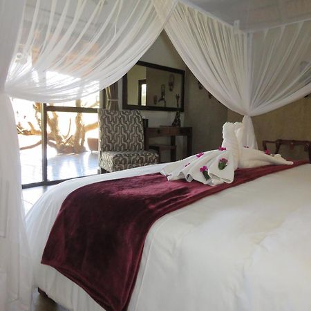 Naledi Lodges Заповедник Балуле Экстерьер фото