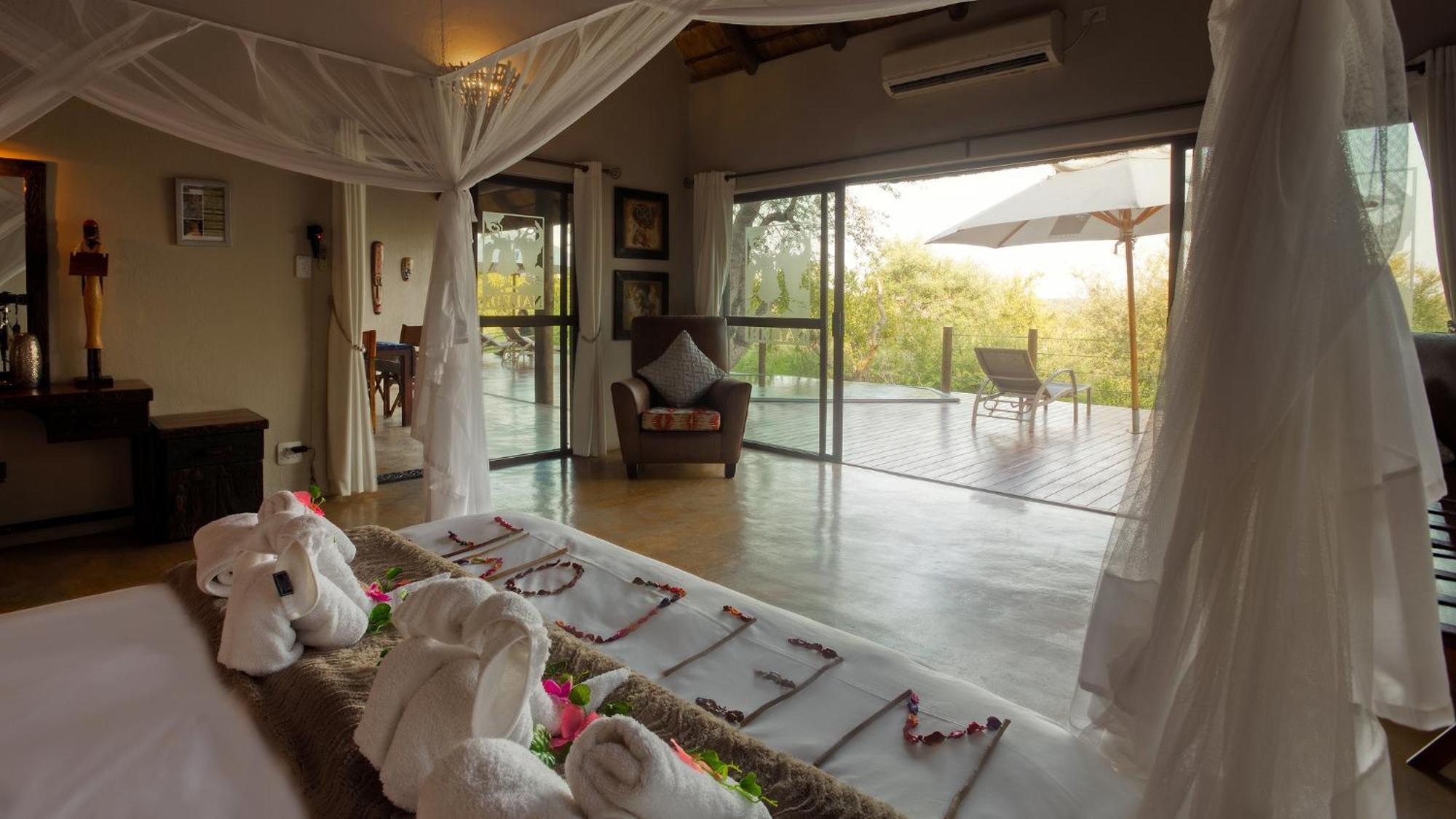 Naledi Lodges Заповедник Балуле Экстерьер фото