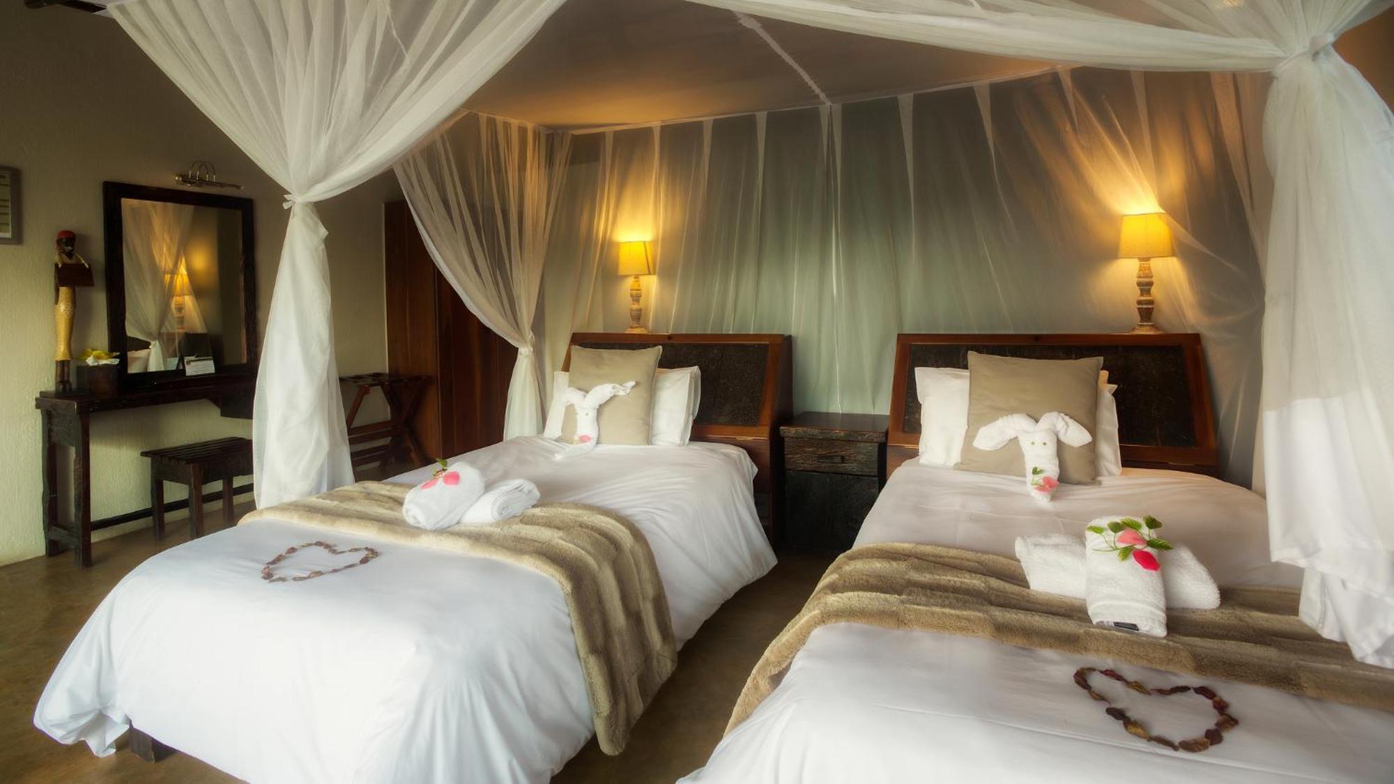 Naledi Lodges Заповедник Балуле Экстерьер фото
