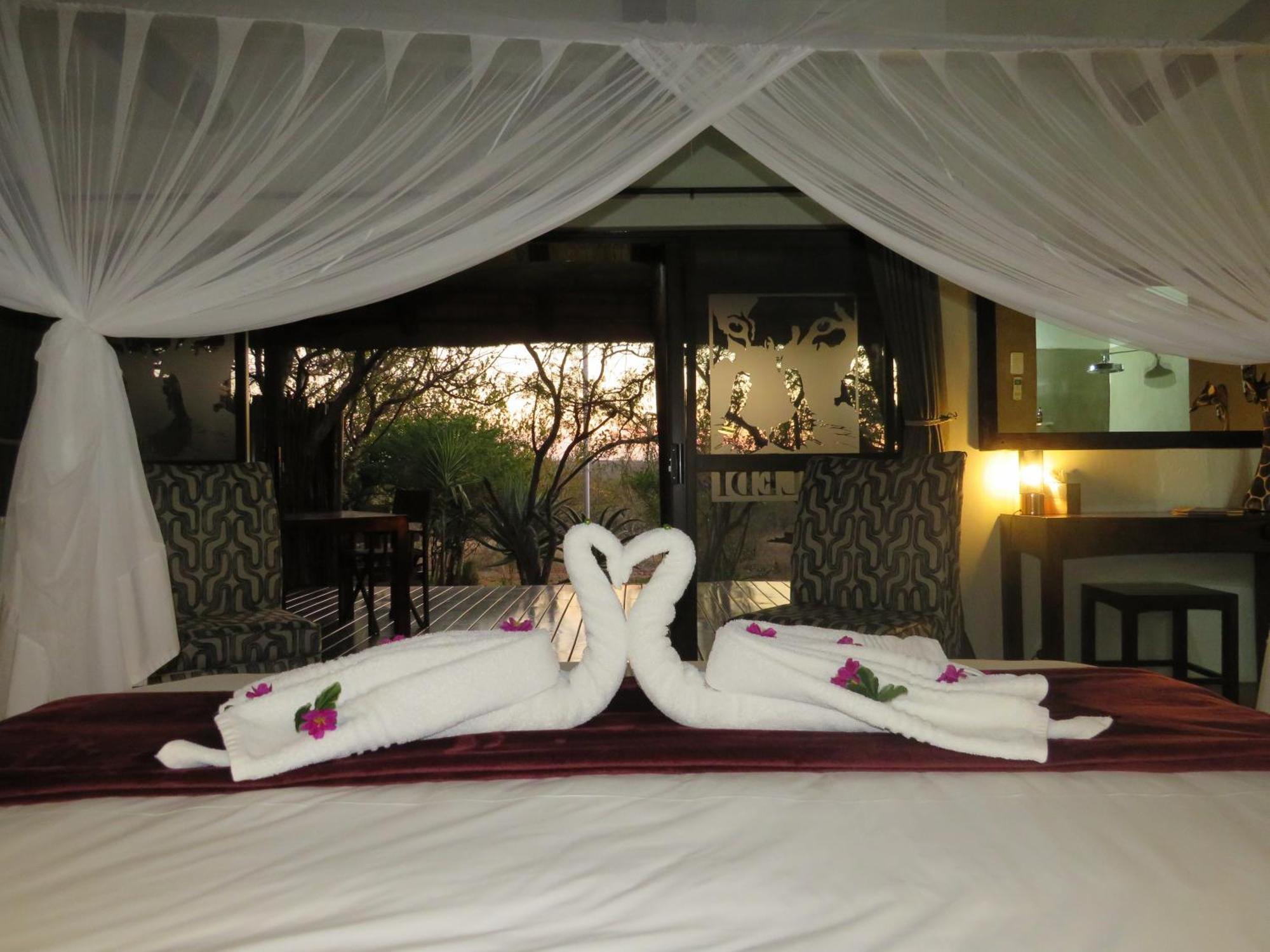 Naledi Lodges Заповедник Балуле Экстерьер фото