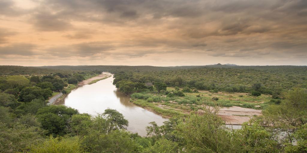 Naledi Lodges Заповедник Балуле Экстерьер фото